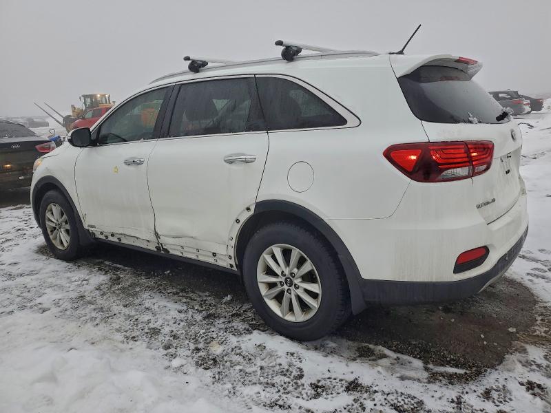Фото 2 - KIA SORENTO