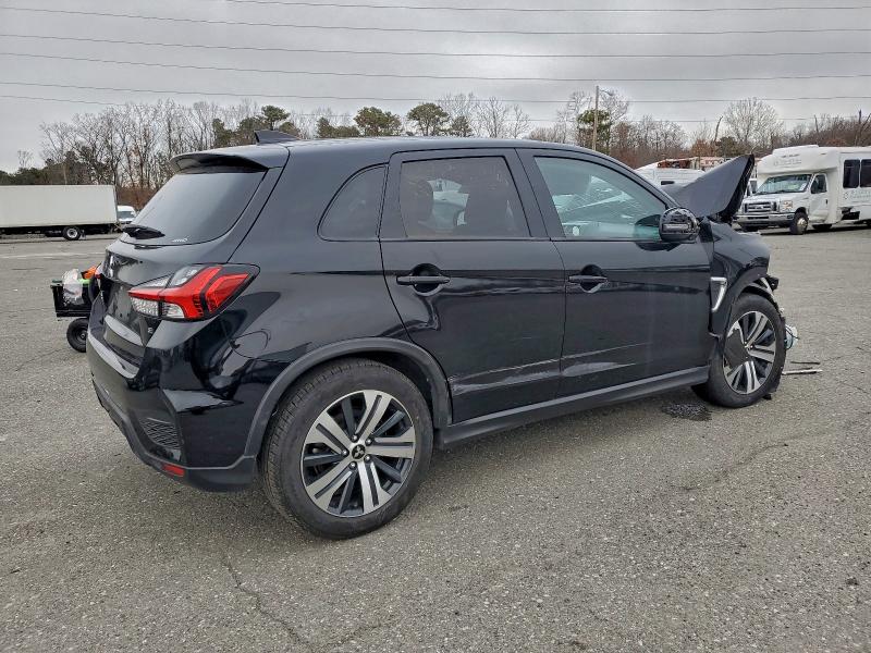 Фото 3 - MITSUBISHI OUTLANDER