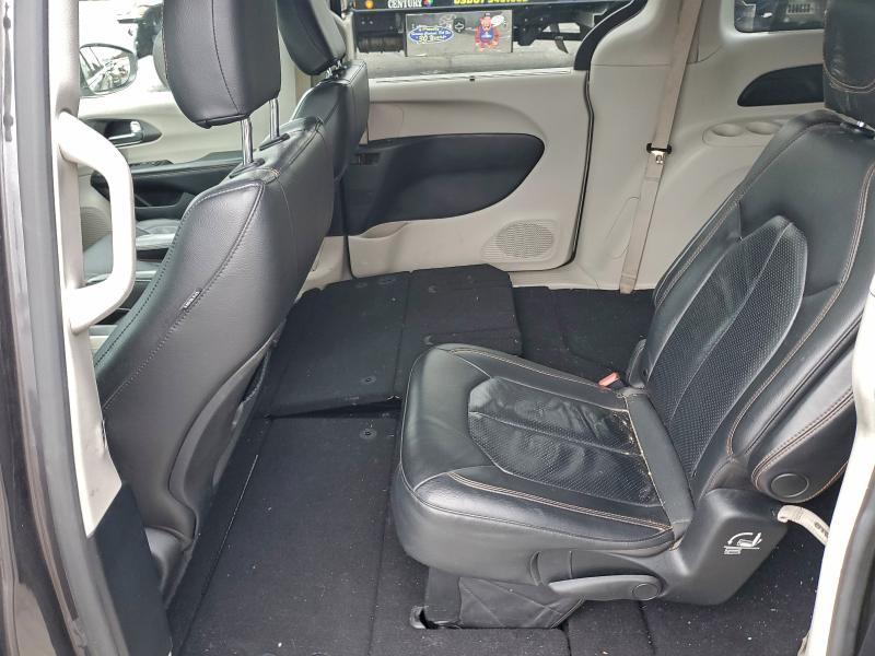 Фото 11 - CHRYSLER PACIFICA