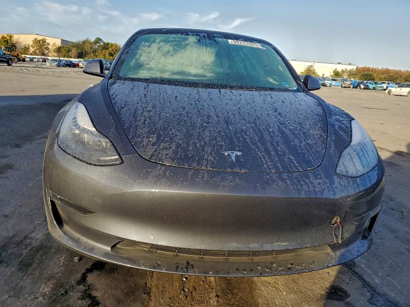 Фото 5 - TESLA MODEL 3