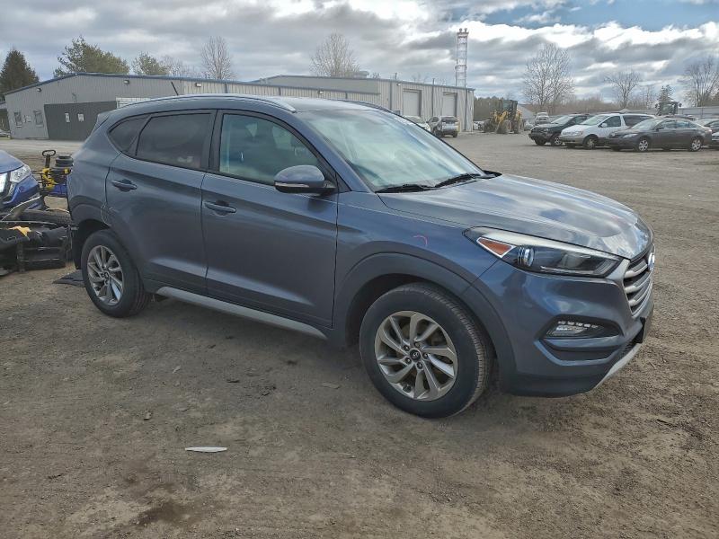 Фото 4 - HYUNDAI TUCSON