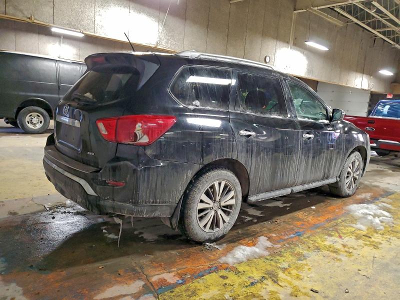 Фото 3 - NISSAN PATHFINDER