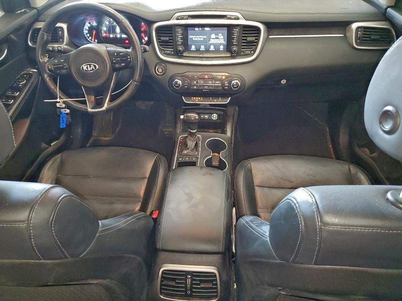 Фото 8 - KIA SORENTO