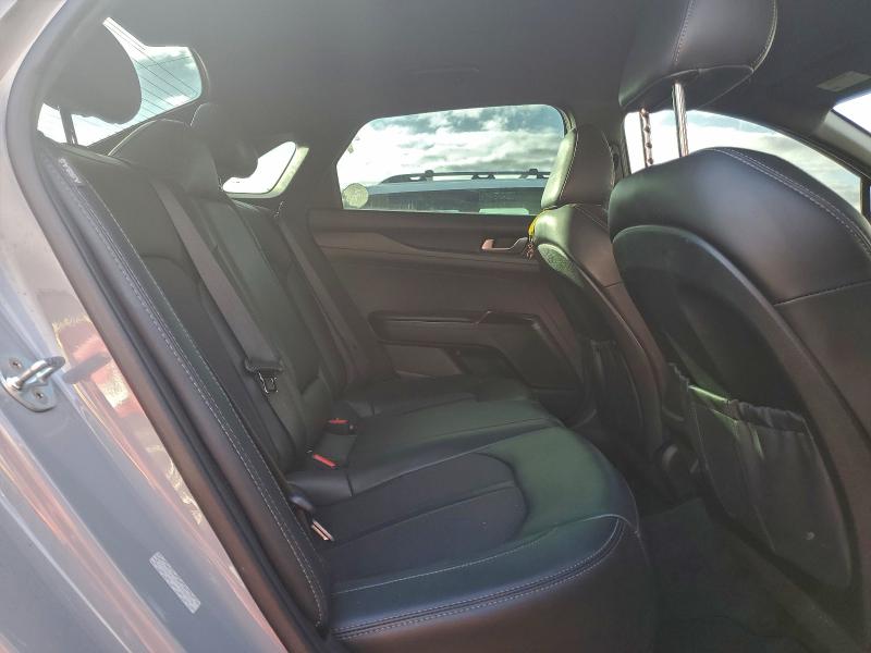 Фото 10 - KIA K5