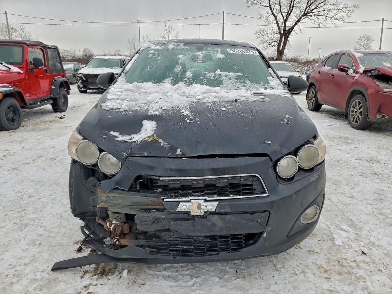 Фото 5 - CHEVROLET SONIC