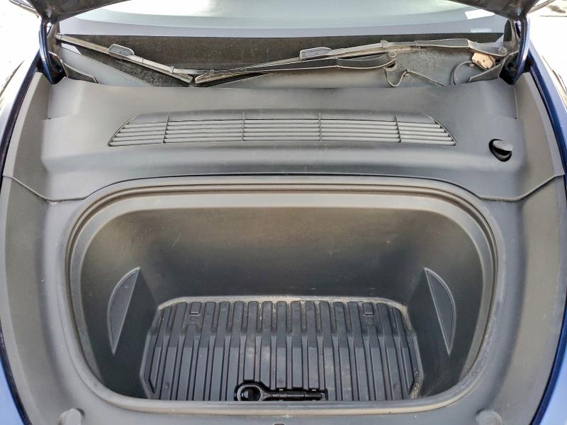 Фото 12 - TESLA MODEL Y