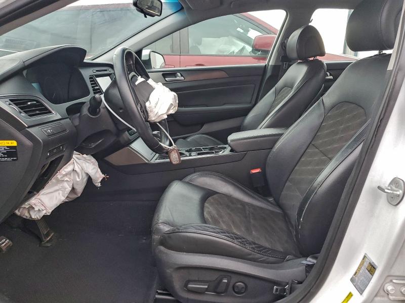 Фото 7 - HYUNDAI SONATA