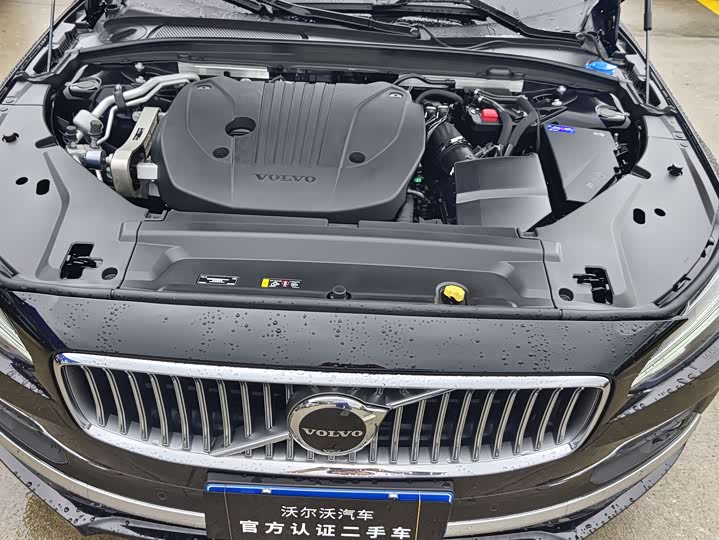 Volvo S90 2025 2025款 B5 智雅豪华版