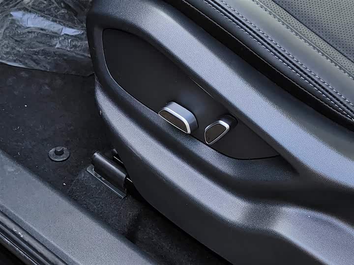 Hongqi HS3 Hybrid 2024 2024款 115km 劲为版