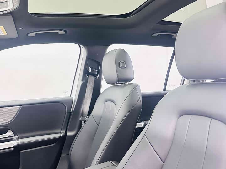 Mercedes-Benz GLB-Class 2024 2024款 GLB 200 动感型