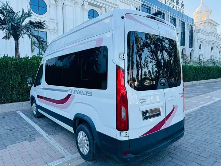 Maxus V90 RV 2021 2021款 2.0T旅行家V90自行式B型房车豪华版纵床
