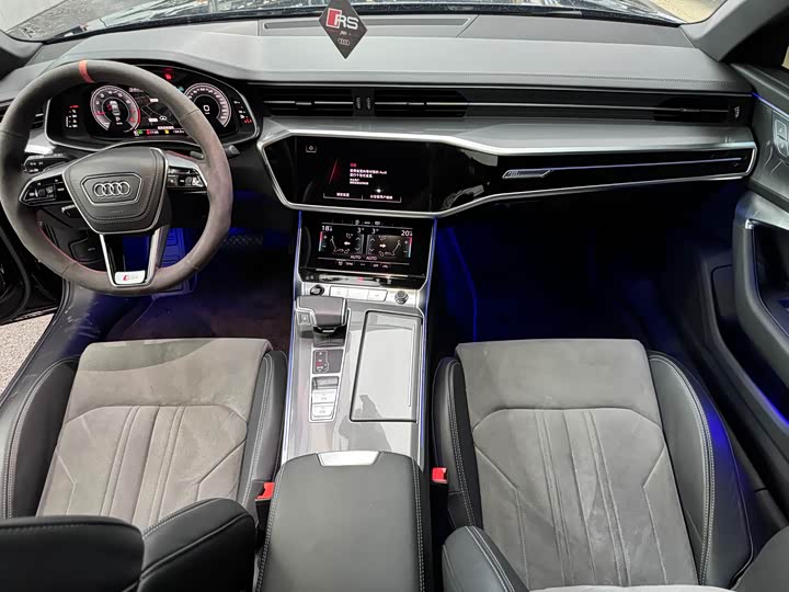 Audi A6L 2025 2025款 45 TFSI 臻选动感型