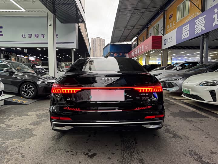 Audi A6L 2025 2025款 45 TFSI 臻选动感型