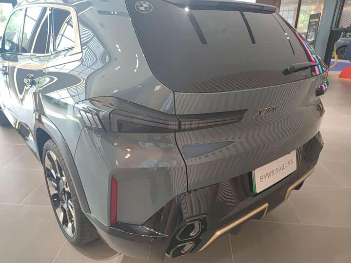BMW XM 2023 2023款 基本型