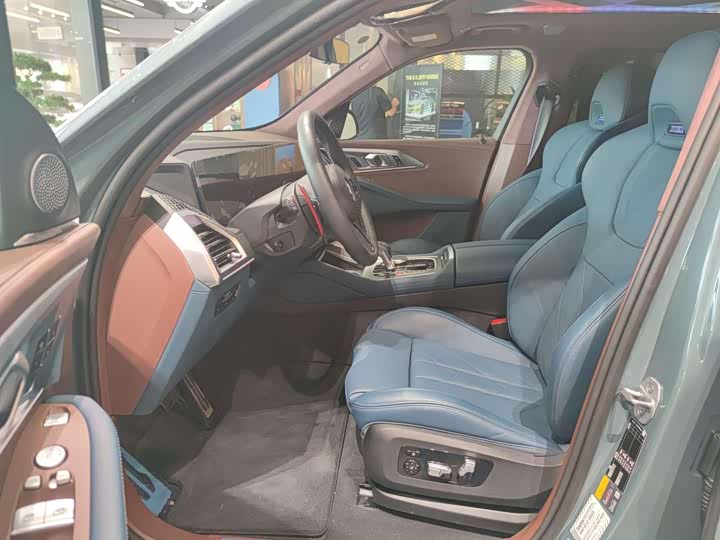 BMW XM 2023 2023款 基本型