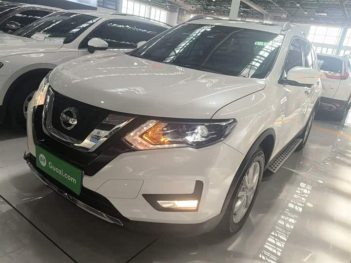 Nissan X-Trail 2023 2023款 经典 2.0L 两驱智联臻享版