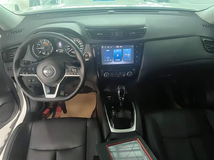 Nissan X-Trail 2023 2023款 经典 2.0L 两驱智联臻享版