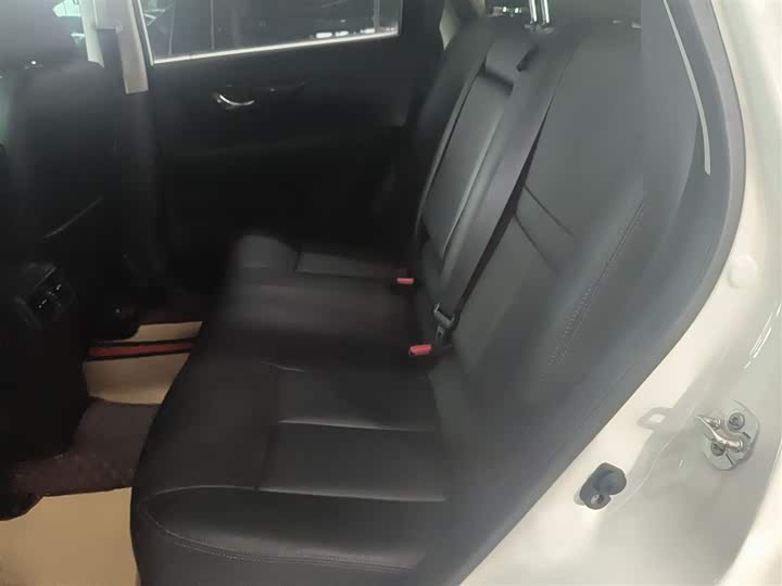 Nissan X-Trail 2023 2023款 经典 2.0L 两驱智联臻享版