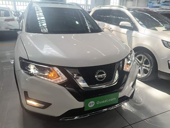 Nissan X-Trail 2023 2023款 经典 2.0L 两驱智联臻享版