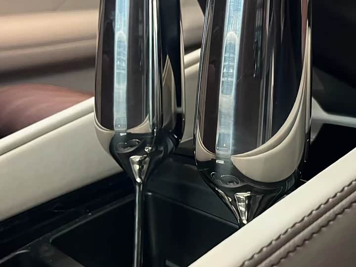 Mercedes-Benz GLS-Class 2025 2025款 GLS 450 4MATIC 动感型