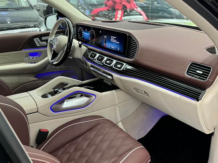 Mercedes-Benz GLS-Class 2025 2025款 GLS 450 4MATIC 动感型