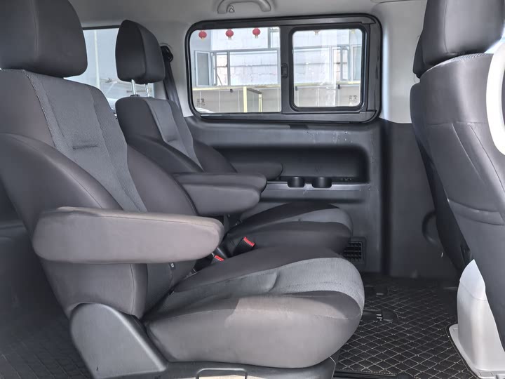 JAC Refine M4 2022 2022款 2.0TGDI 自动商旅版