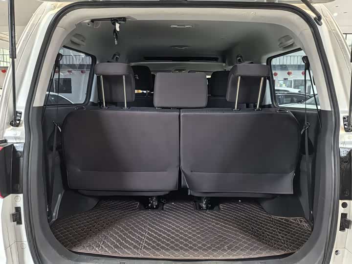 JAC Refine M4 2022 2022款 2.0TGDI 自动商旅版