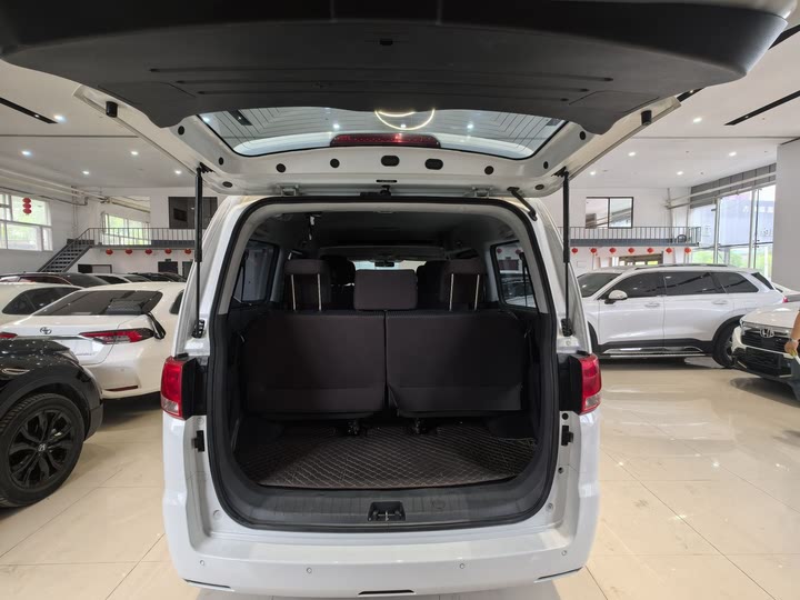 JAC Refine M4 2022 2022款 2.0TGDI 自动商旅版