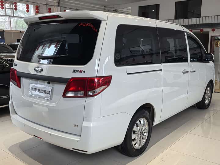 JAC Refine M4 2022 2022款 2.0TGDI 自动商旅版