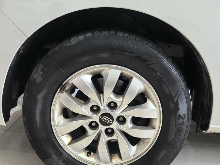 JAC Refine M4 2022 2022款 2.0TGDI 自动商旅版