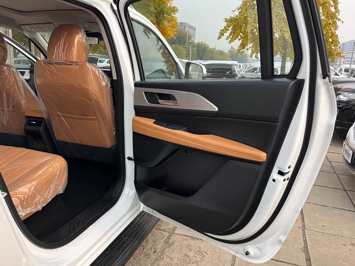 Haval H5 2025 2025款 2.0T自动四驱领英版 汽油