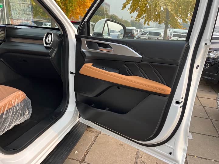 Haval H5 2025 2025款 2.0T自动四驱领英版 汽油