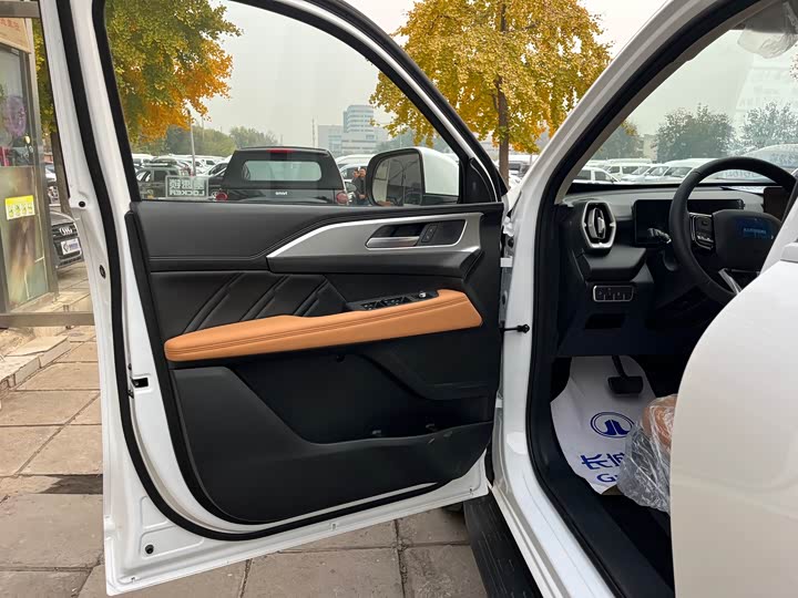 Haval H5 2025 2025款 2.0T自动四驱领英版 汽油