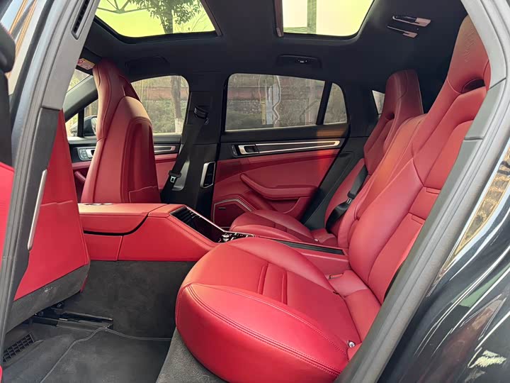 Porsche Panamera Hybrid 2023 2023款 改款 Panamera 4 E-Hybrid 铂金版 2.9T