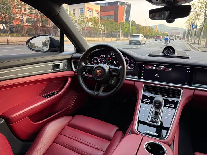 Porsche Panamera Hybrid 2023 2023款 改款 Panamera 4 E-Hybrid 铂金版 2.9T