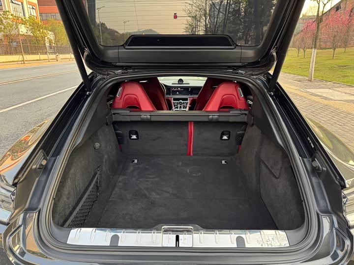 Porsche Panamera Hybrid 2023 2023款 改款 Panamera 4 E-Hybrid 铂金版 2.9T