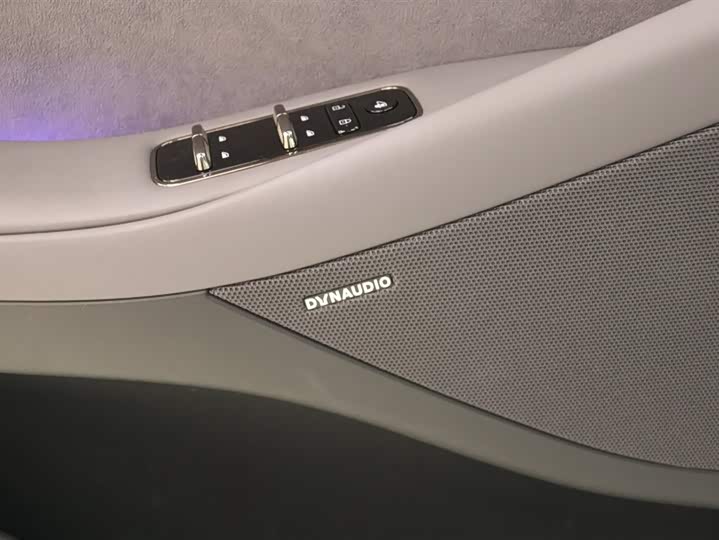 Voyah Passion 2024 2024款 PHEV 四驱超长续航旗舰版