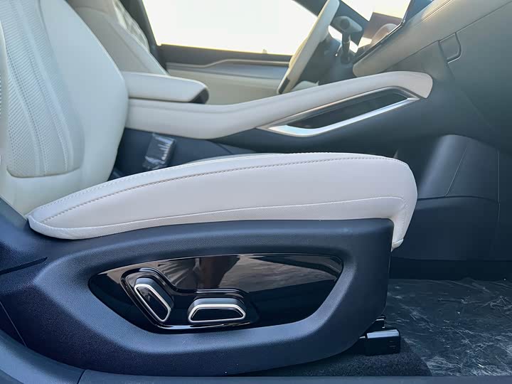 BYD Song L 2024 2024款 662km 卓越型