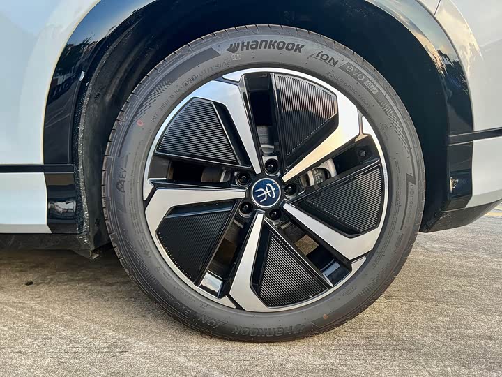 BYD Song L 2024 2024款 662km 卓越型