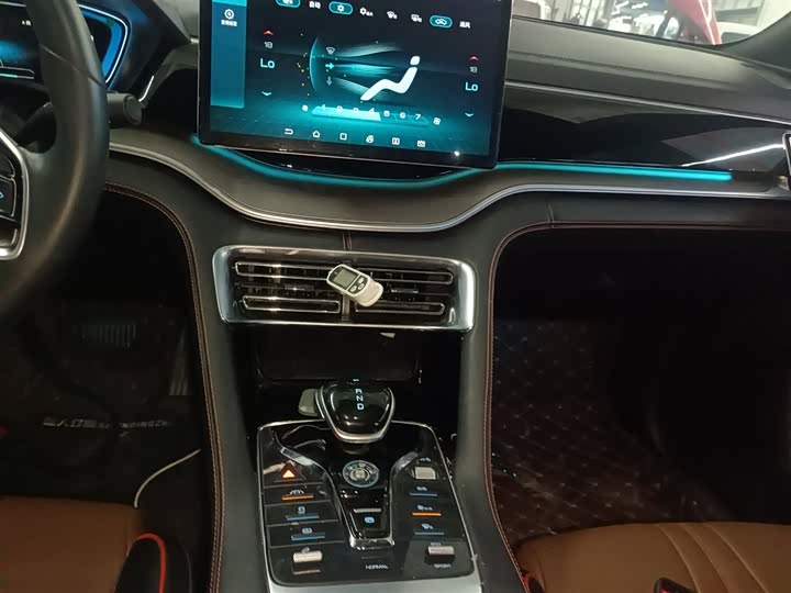 BYD Song Plus 2020 2020款 1.5T 自动尊贵型