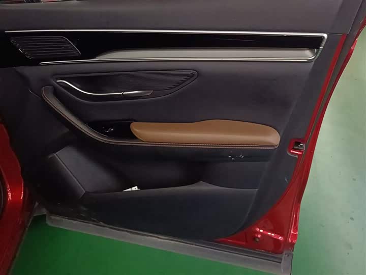 BYD Song Plus 2020 2020款 1.5T 自动尊贵型