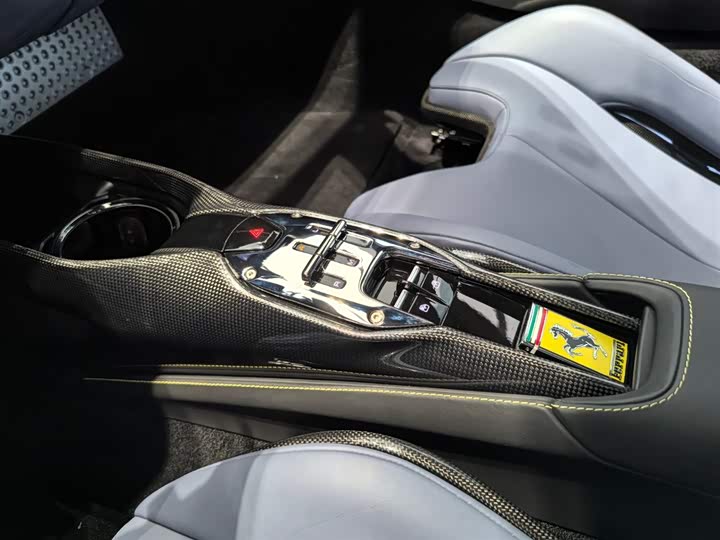 Ferrari SF90 2020 2020款 3.9T V8 Stradale