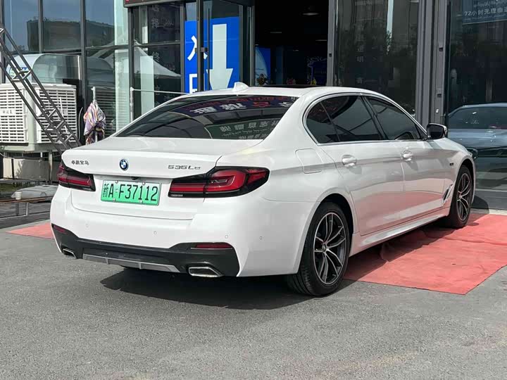 BMW 5 Series Hybrid 2022 2022款 改款 535Le M运动套装