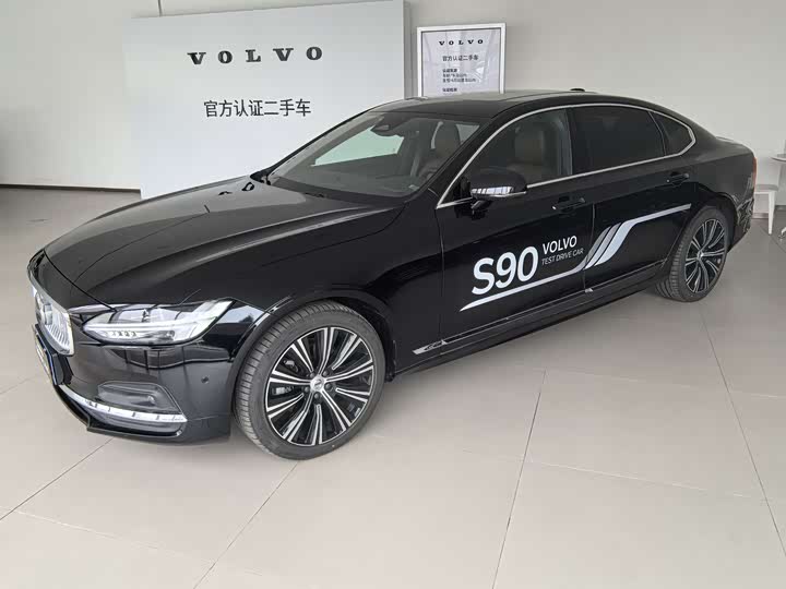 Volvo S90 2025 2025款 B5 智雅豪华版