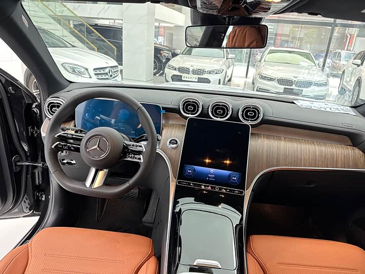 Mercedes-Benz GLC-Class 2025 2025款 GLC 300 L 4MATIC 动感型 5座