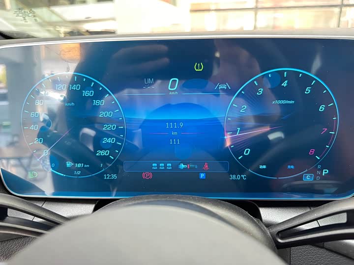 Mercedes-Benz GLC-Class 2025 2025款 GLC 300 L 4MATIC 动感型 5座