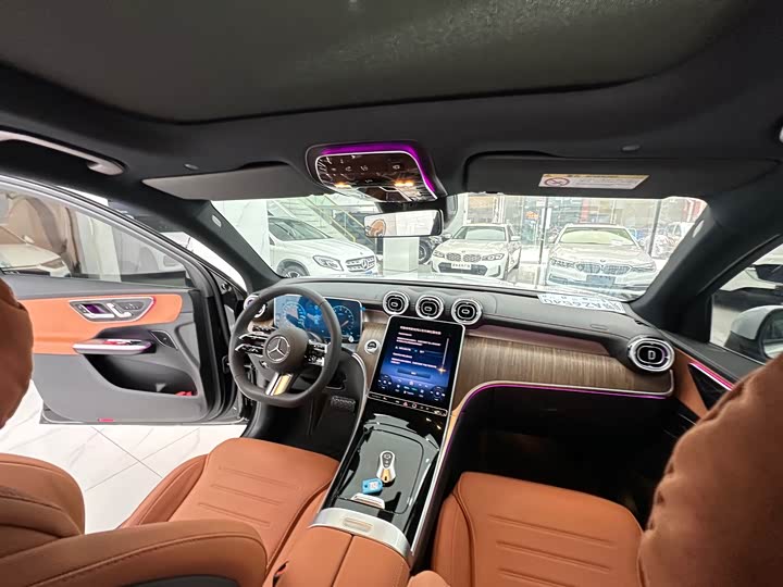 Mercedes-Benz GLC-Class 2025 2025款 GLC 300 L 4MATIC 动感型 5座