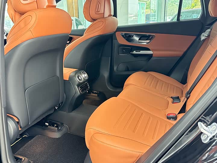 Mercedes-Benz GLC-Class 2025 2025款 GLC 300 L 4MATIC 动感型 5座