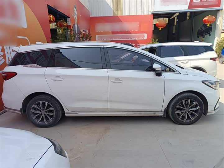 BYD Song Max 2021 2021款 升级版 1.5T 自动尊贵型 6座