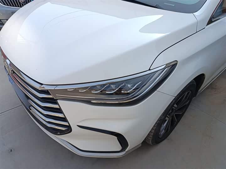 BYD Song Max 2021 2021款 升级版 1.5T 自动尊贵型 6座